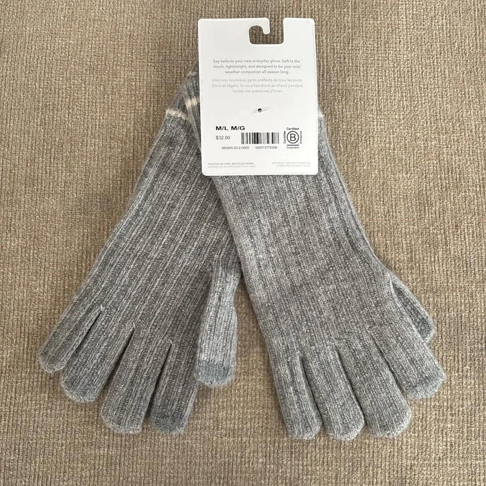 Athleta Daily Knit Gray & White Winter Gloves Size Medium - Large NWT Cozy Warm - Picture 2 of 7